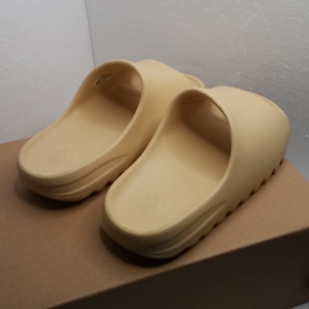 Adidas Slides Yeezy Desert Sand